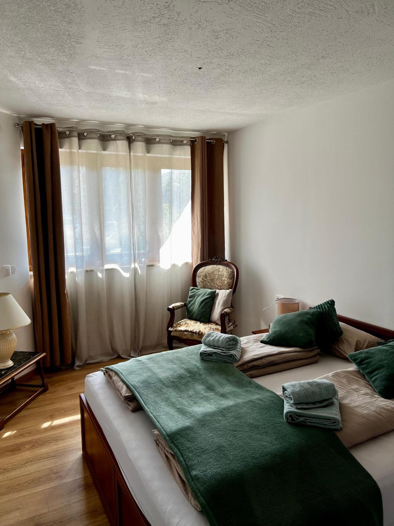 Eden Apartment Pula Ngoại thất bức ảnh